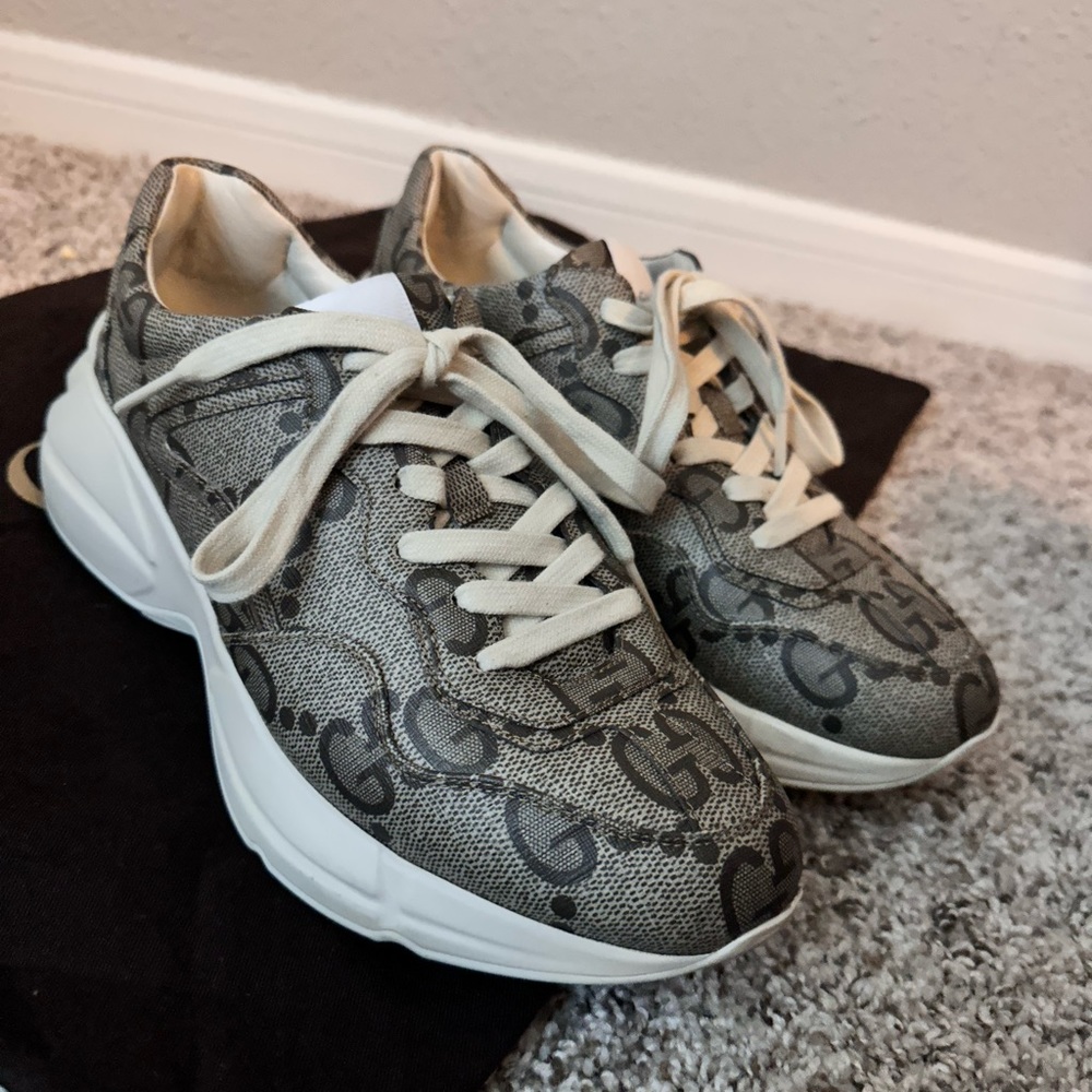 Authentic Gucci GG Rython sneakers in great condition! Women’s size 39!!!